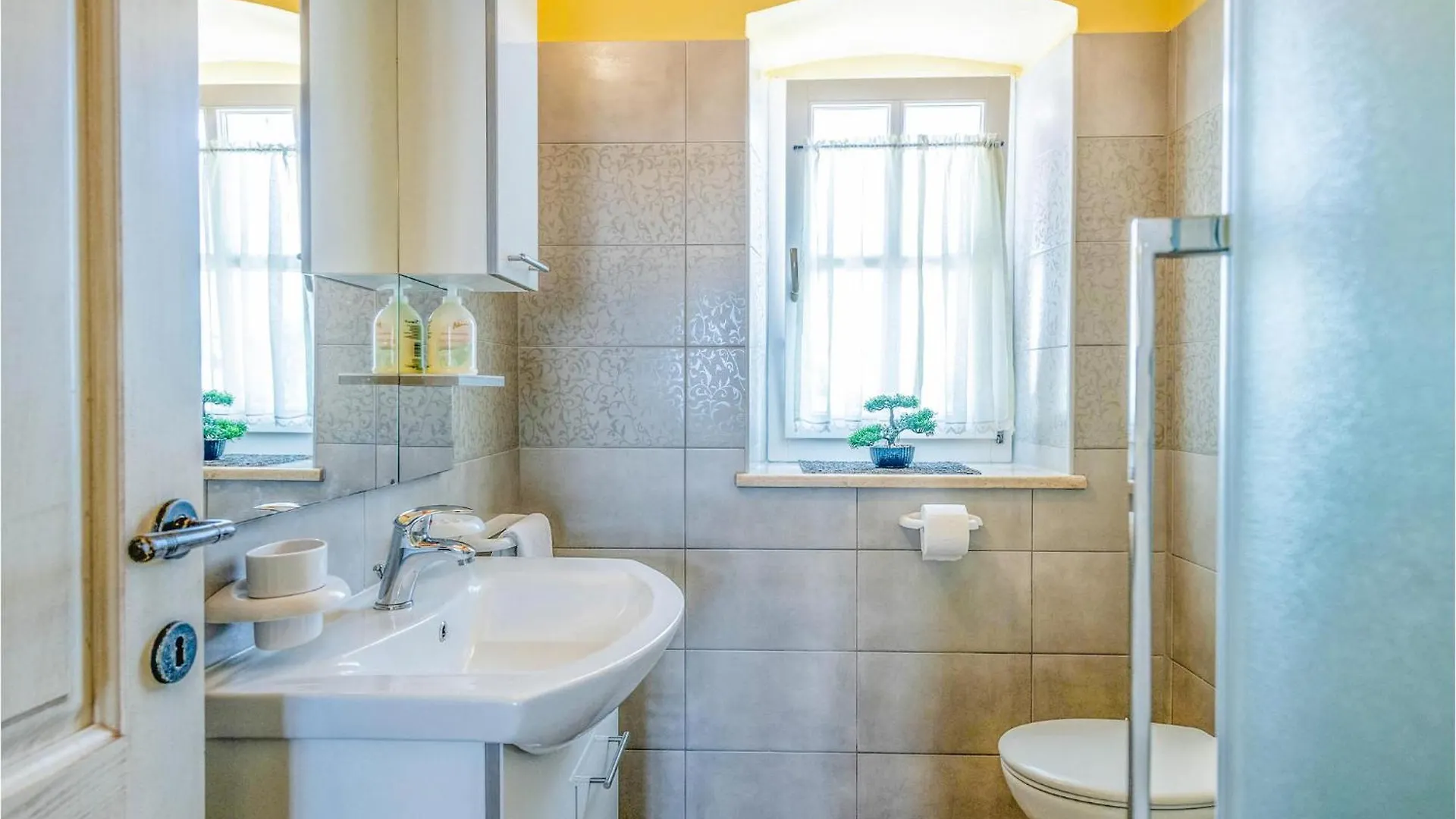 Tatil Evi Awesome Home In Pula With Wifi Valtura